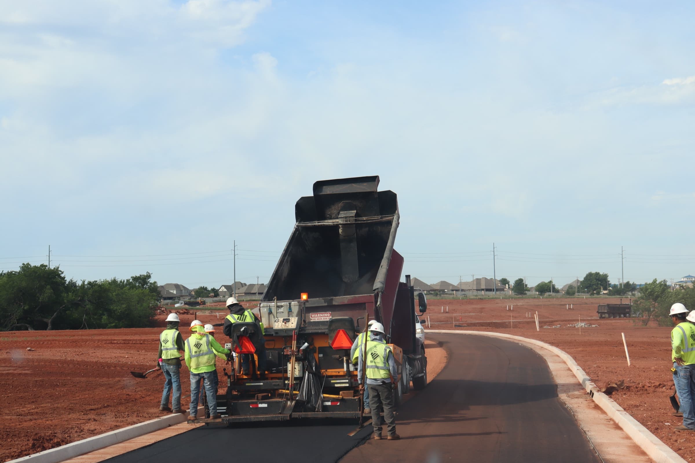 Asphalt paving