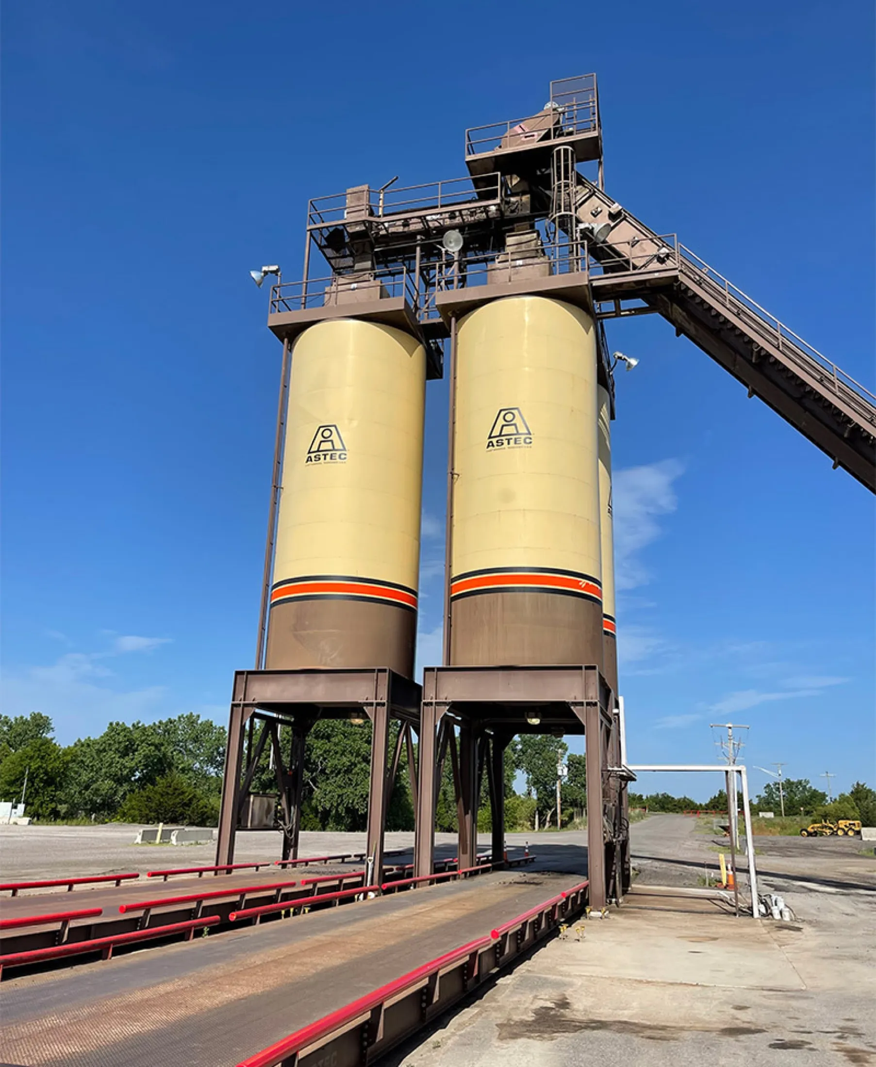 Trinitas Materials asphalt plant silos
